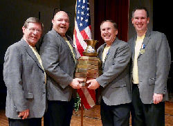 singingwithdad.jpg - 16462 Bytes